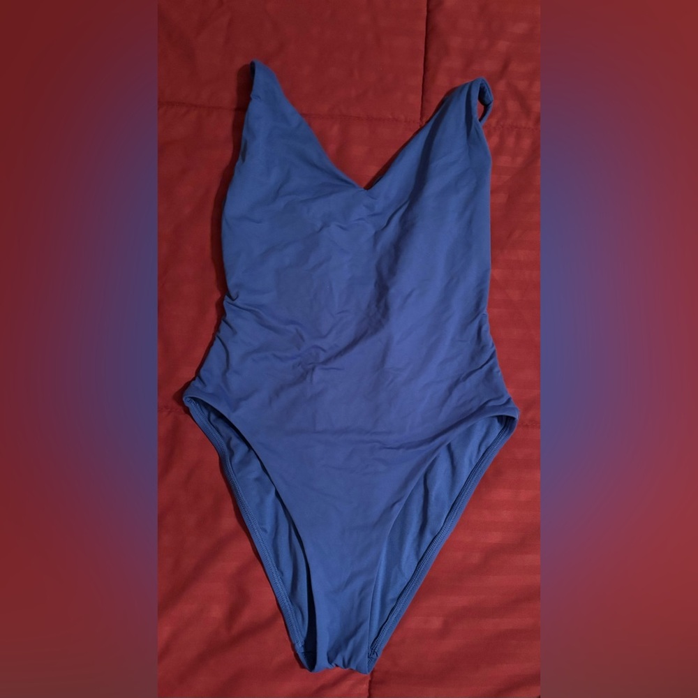 One piece bathing suit
